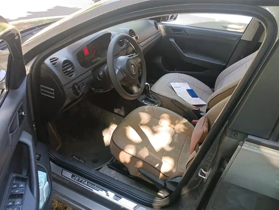 Volkswagen Jetta 2015 Value Edition 1.6L Automatic Fashion фото 9