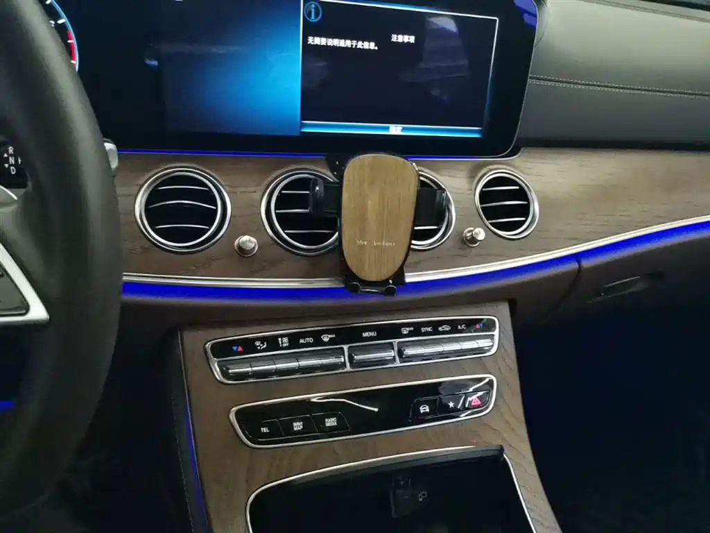Mercedes-Benz E-Class 2022 Second Facelift E 300 L Luxury фото 20