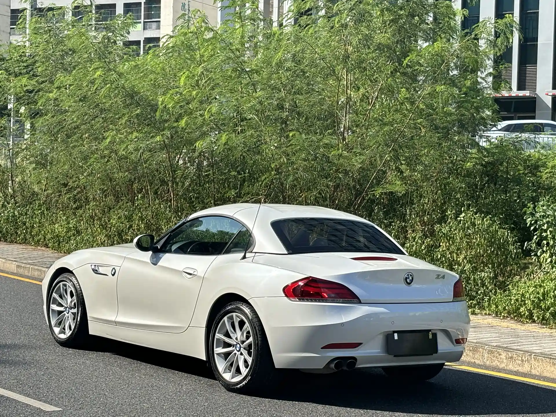 Photo 20 - BMW Z4