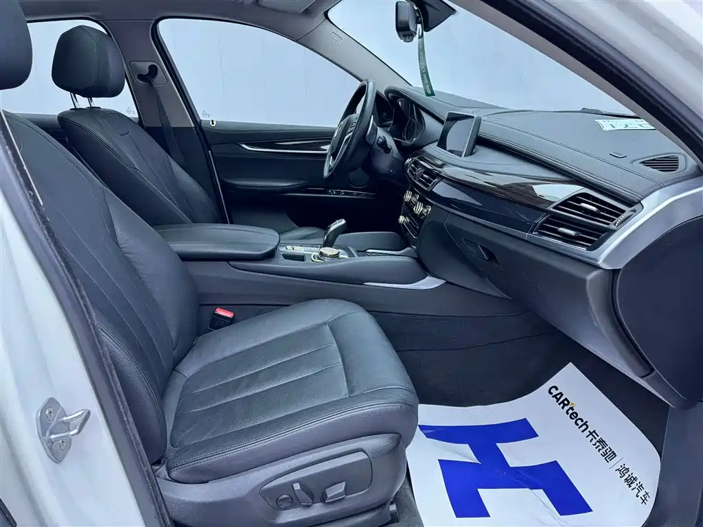 BMW X6 2015 xDrive35i Premium фото 16