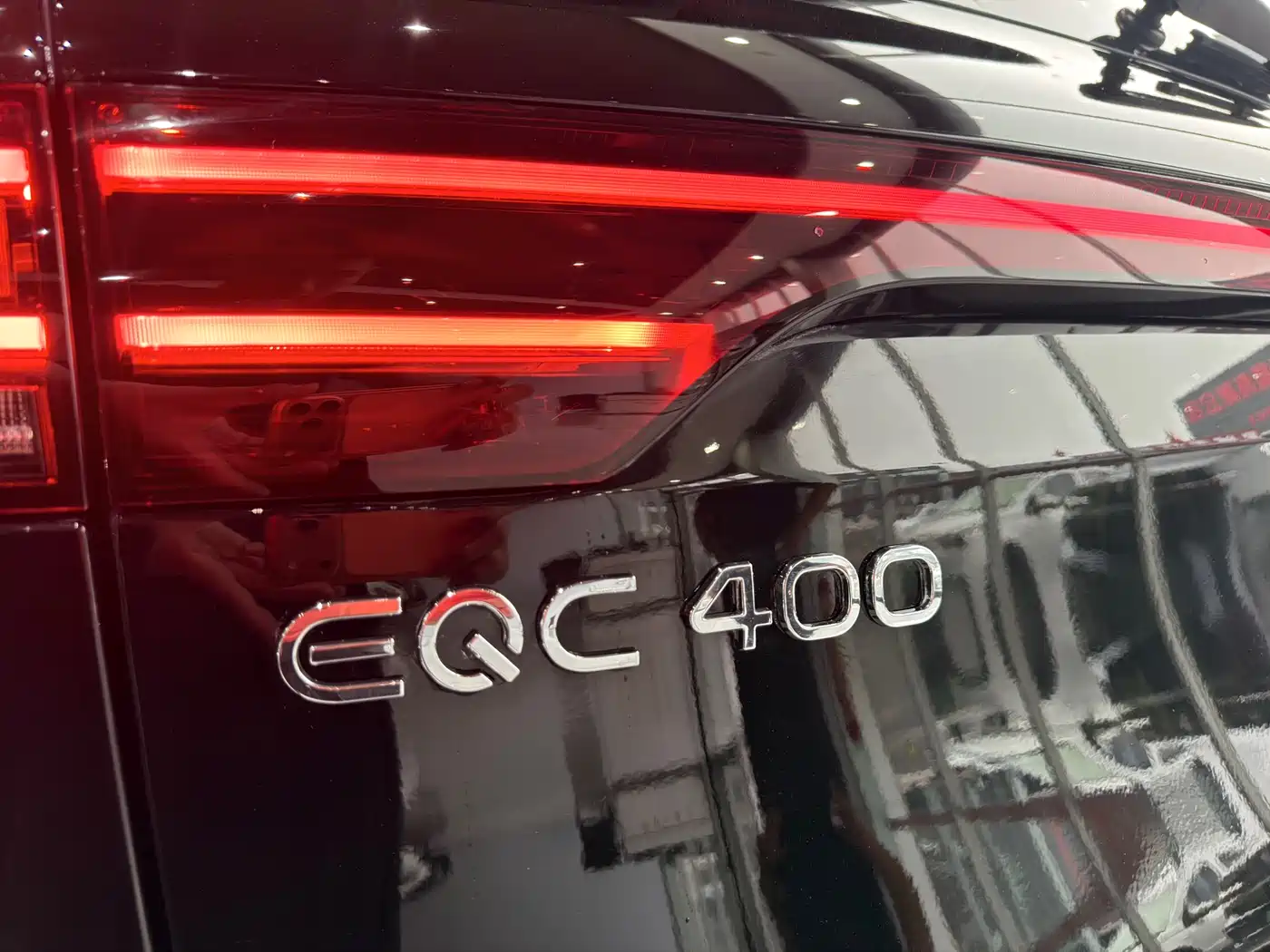 Mercedes-Benz EQC 2021 EQC 400 4MATIC фото 18