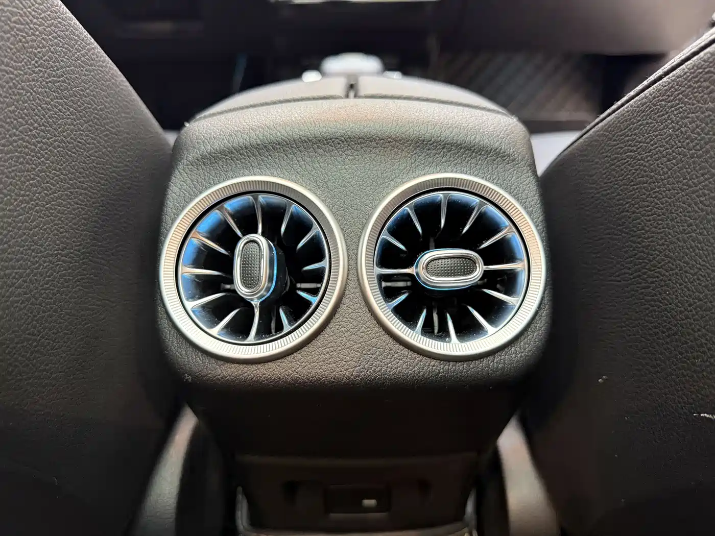 Mercedes-Benz A-Class 2022 A 180 L Sport Sedan фото 15