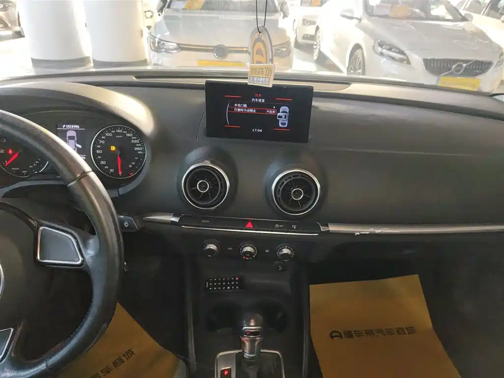 Audi A3 2016 Limousine 35 TFSI Progressive фото 13