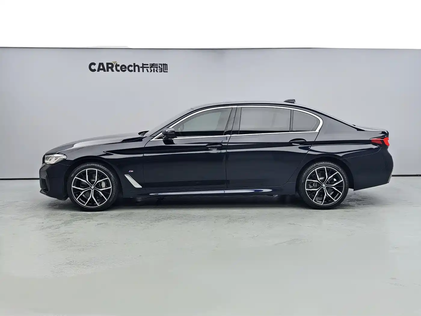 BMW 5 Series 2021 530Li Premium M Sport Package фото 3