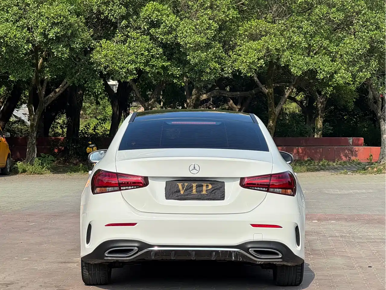 Mercedes-Benz A-Class 2022 A 180 L Sport Sedan фото 5