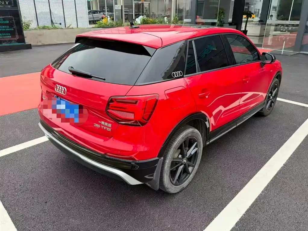 Audi Q2L 2021 35 TFSI Progressive Dynamic фото 2