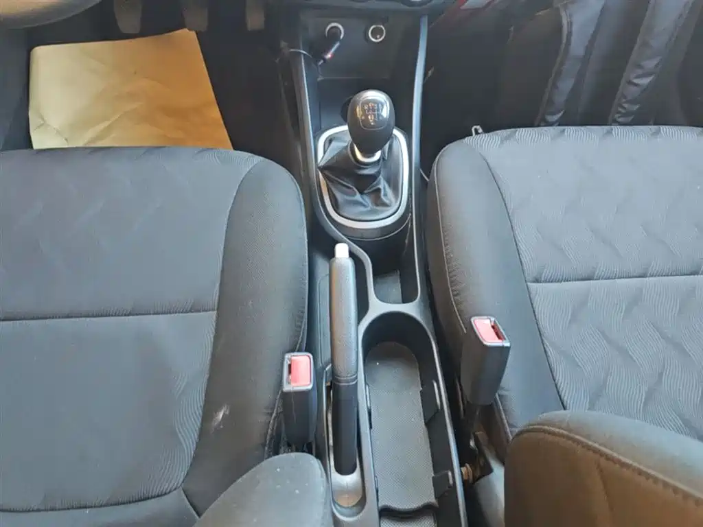 Kia K2 2015 Sedan 1.4L MT GLS фото 14
