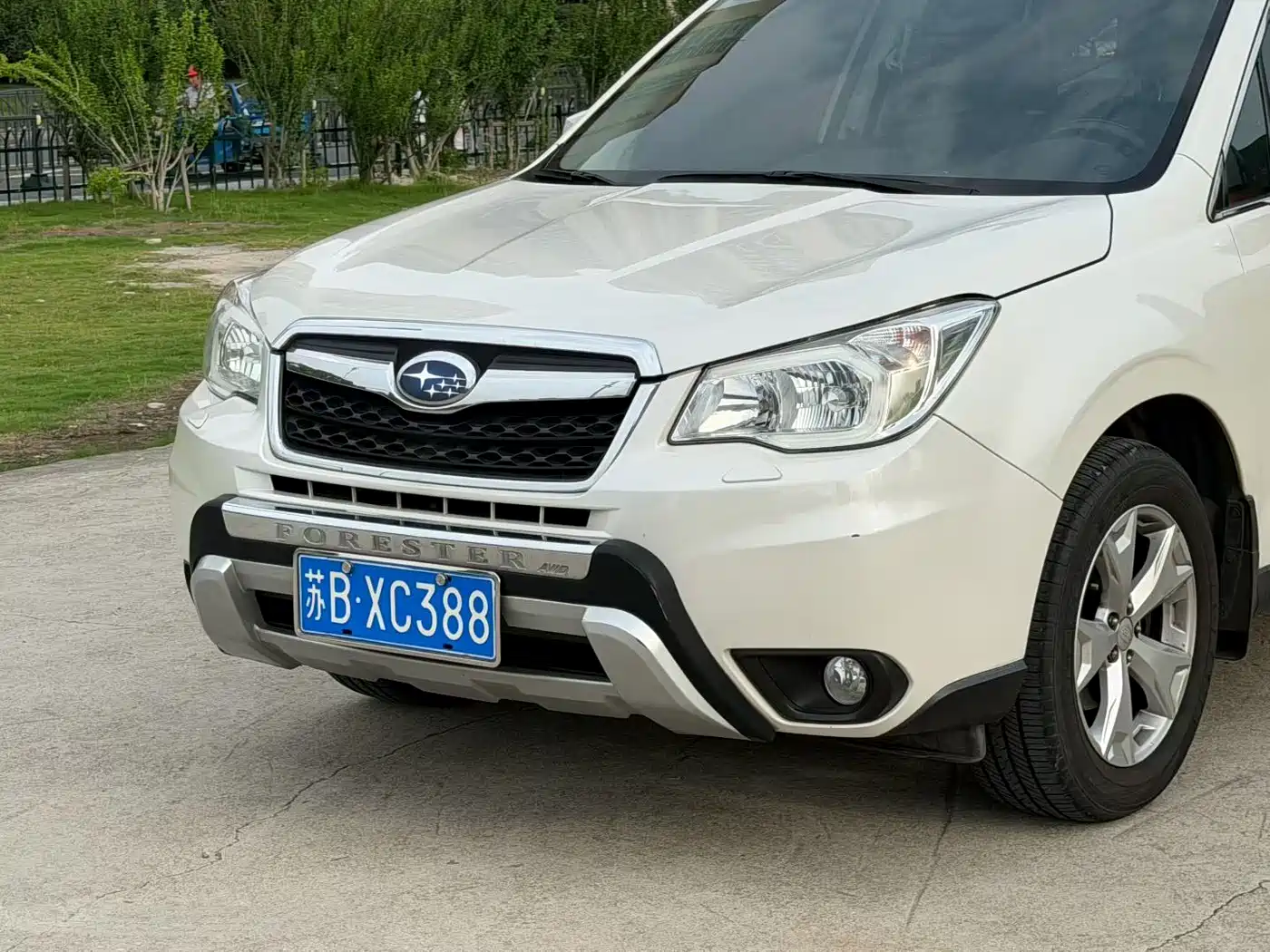 Subaru Forester 2013 2.5i Automatic Luxury Edition фото 9