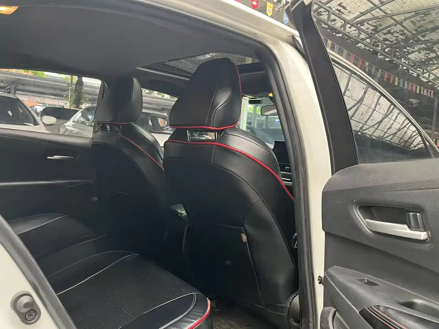 Toyota Levin 2019 Dual Engine 1.8H E-CVT Luxury Edition China V фото 14