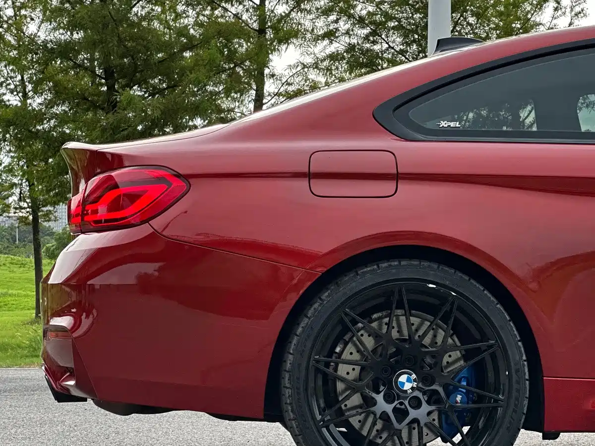 Photo 20 - BMW M4