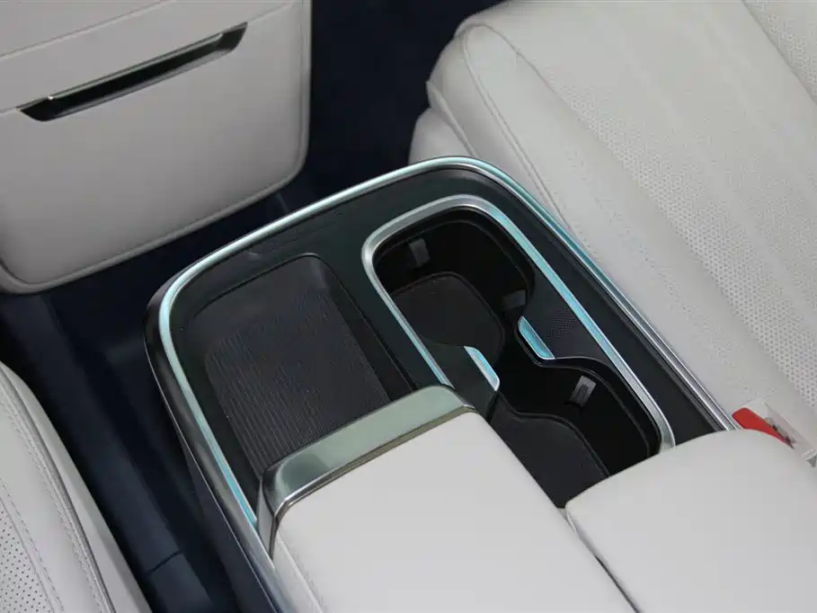 Buick Century 2023 2023 2.0T 6-Seat World Edition