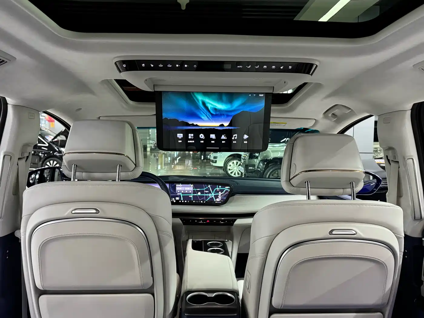 BUICK GL8 NEW ENERGY