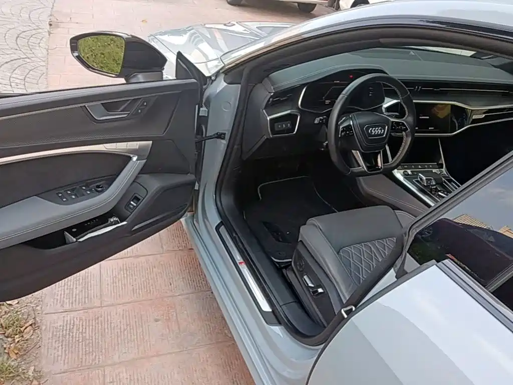 Audi A7L 2025 2024 45 TFSI quattro RS Kit Racing Edition