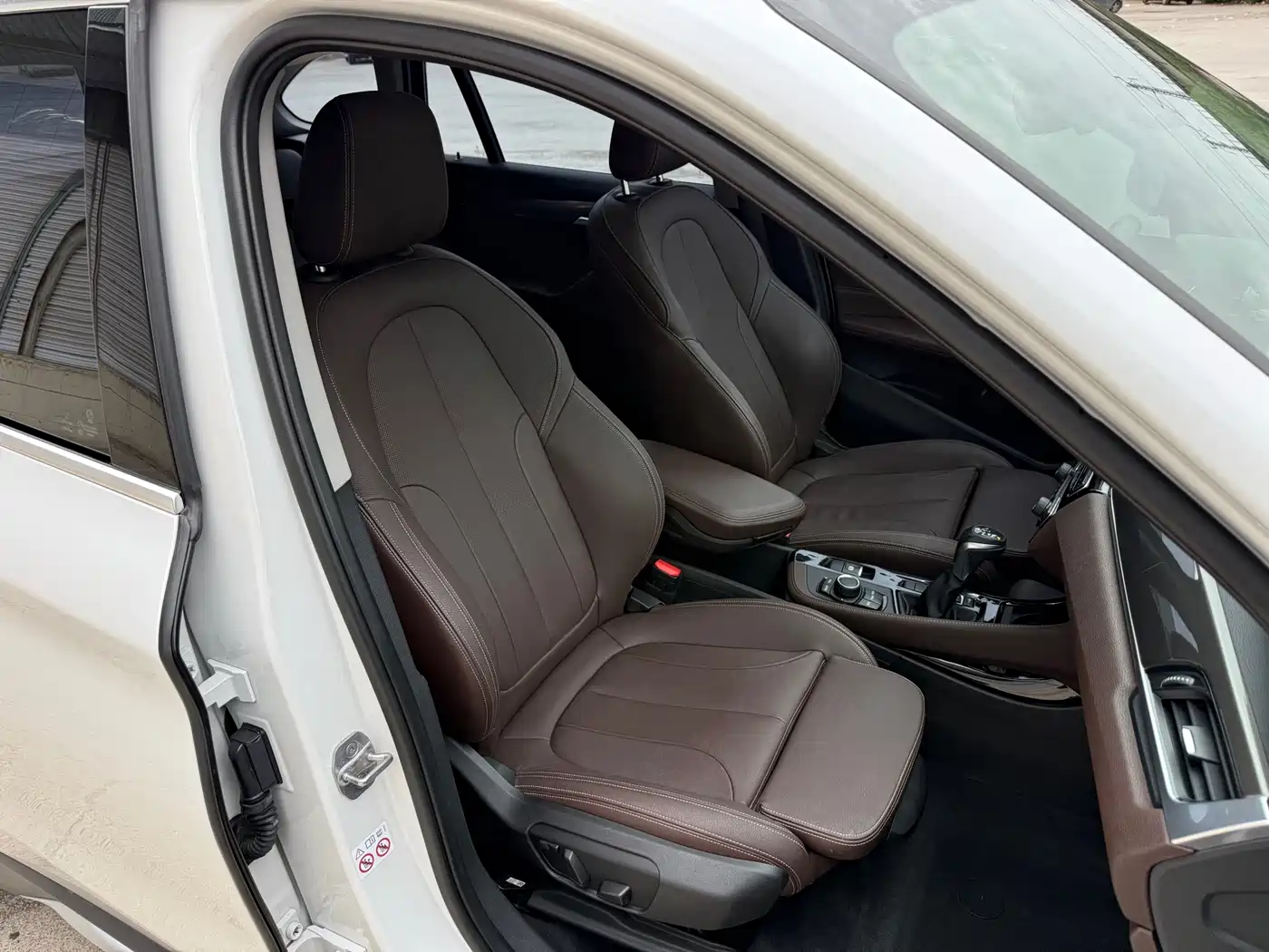 BMW X1 2018 sDrive18Li Premium Model фото 16