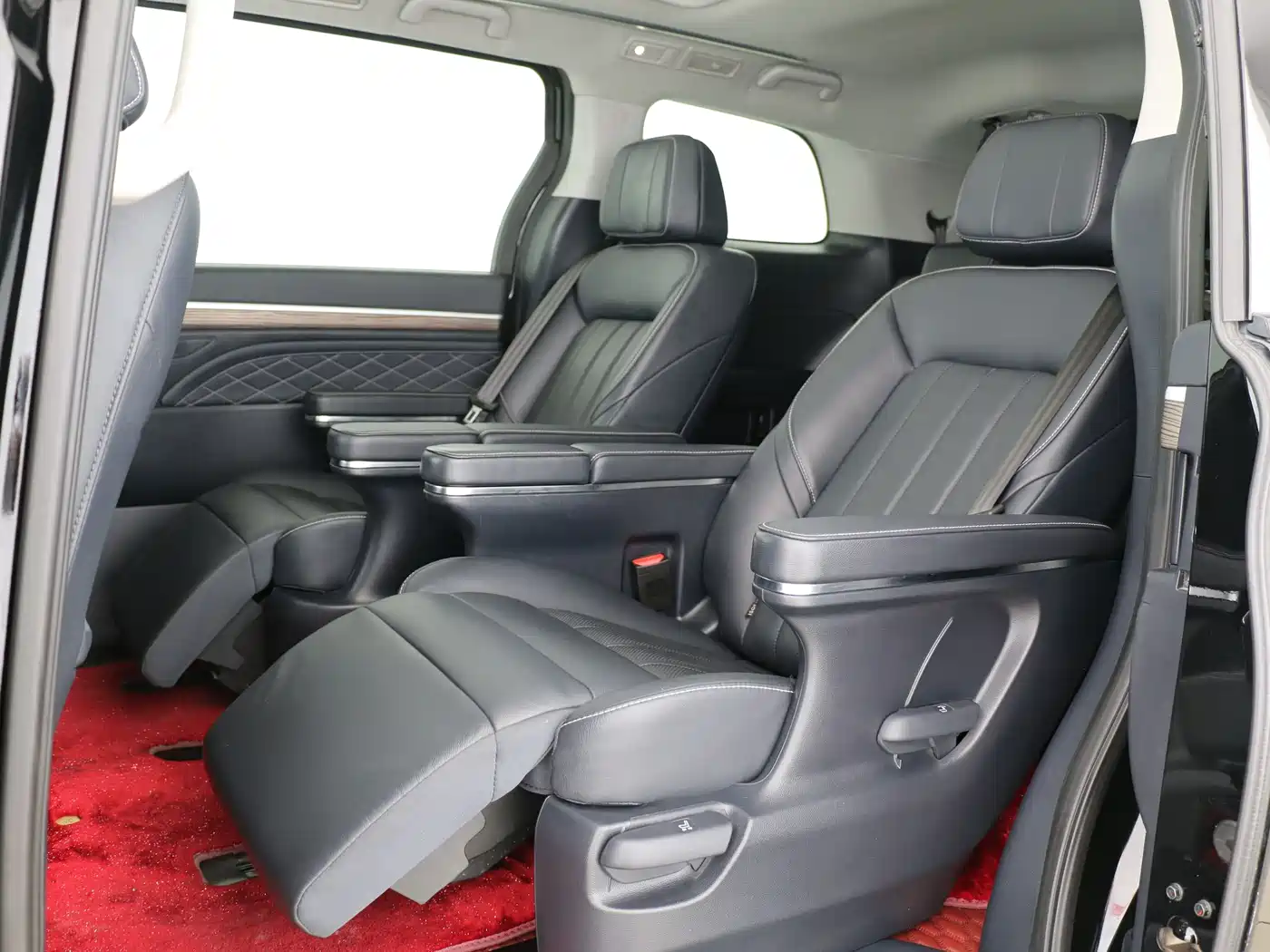 GAC Trumpchi Trumpchi M8 2020 Pilot 390T Prestige Edition фото 6
