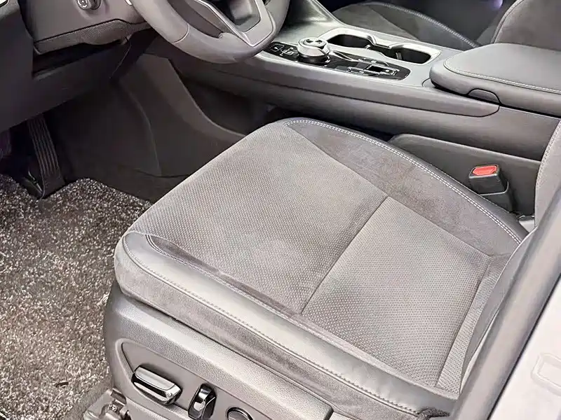 Lexus RZ 2023 2023 450e 4WD Deluxe