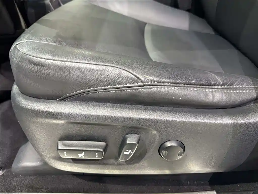 Toyota Prado 2015 2016 2.7L Auto Standard Edition