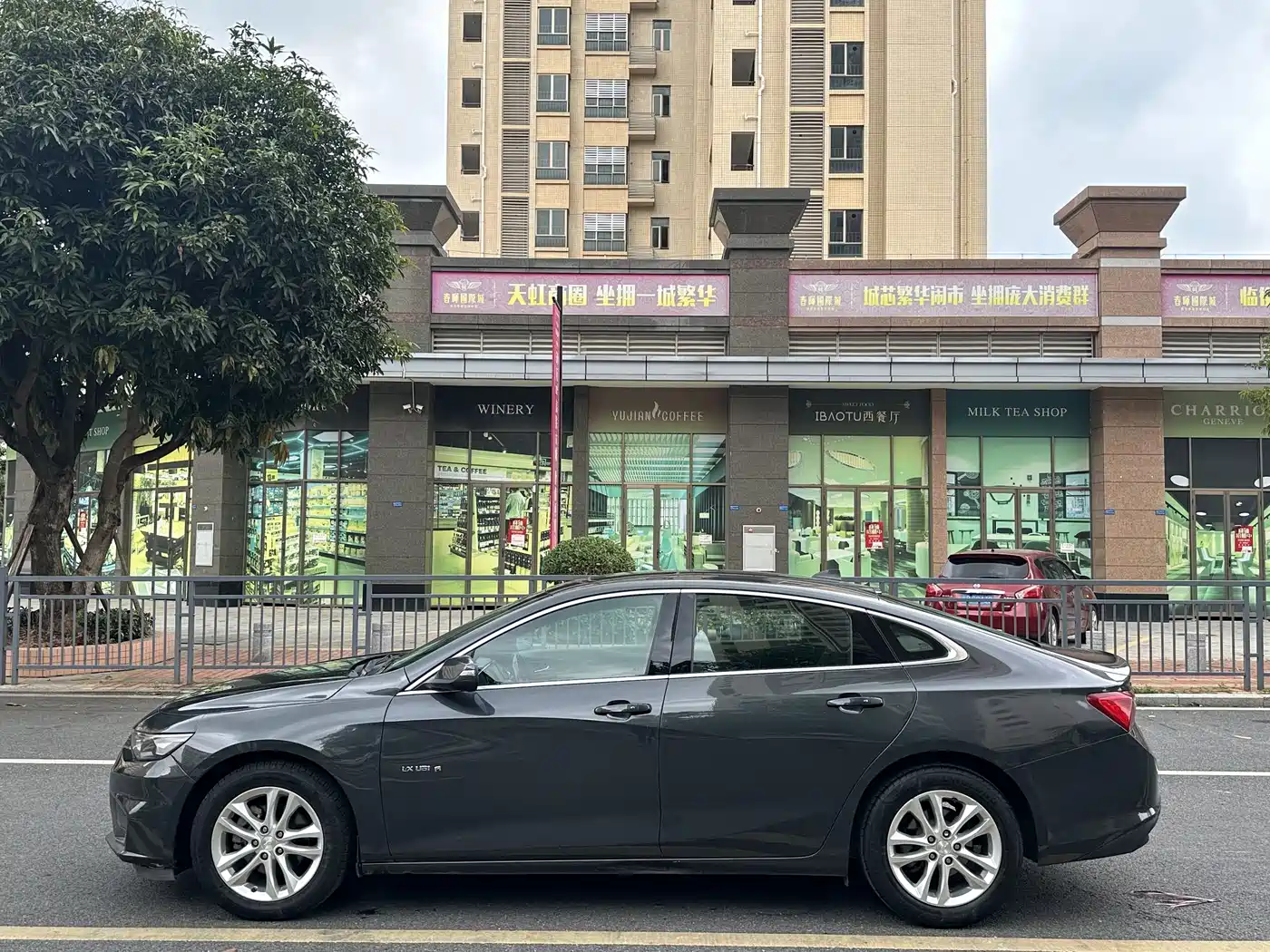 Chevrolet Malibu XL 2018 530T Auto RuiChi Edition фото 4