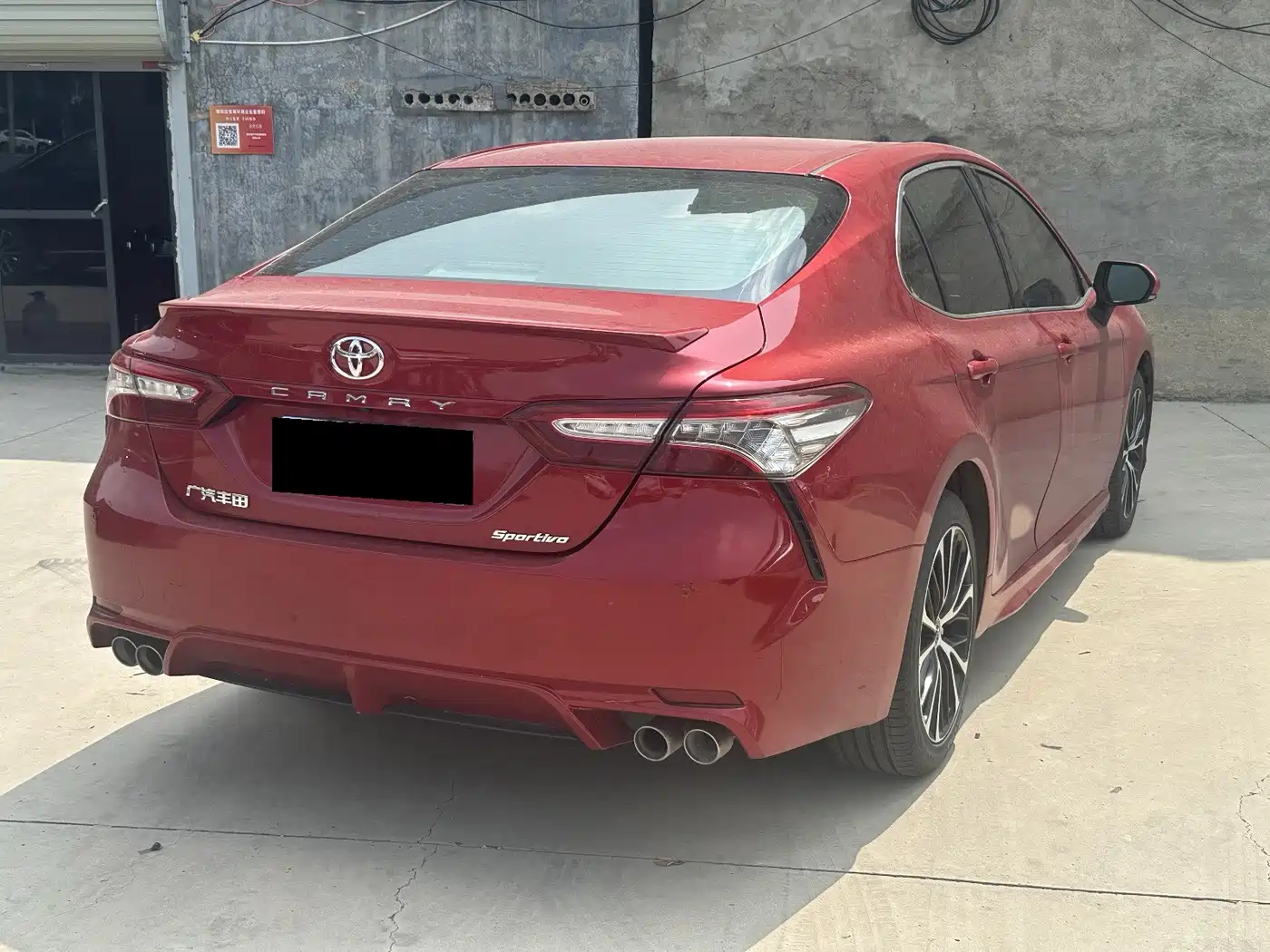 Фото 4 - Toyota Camry