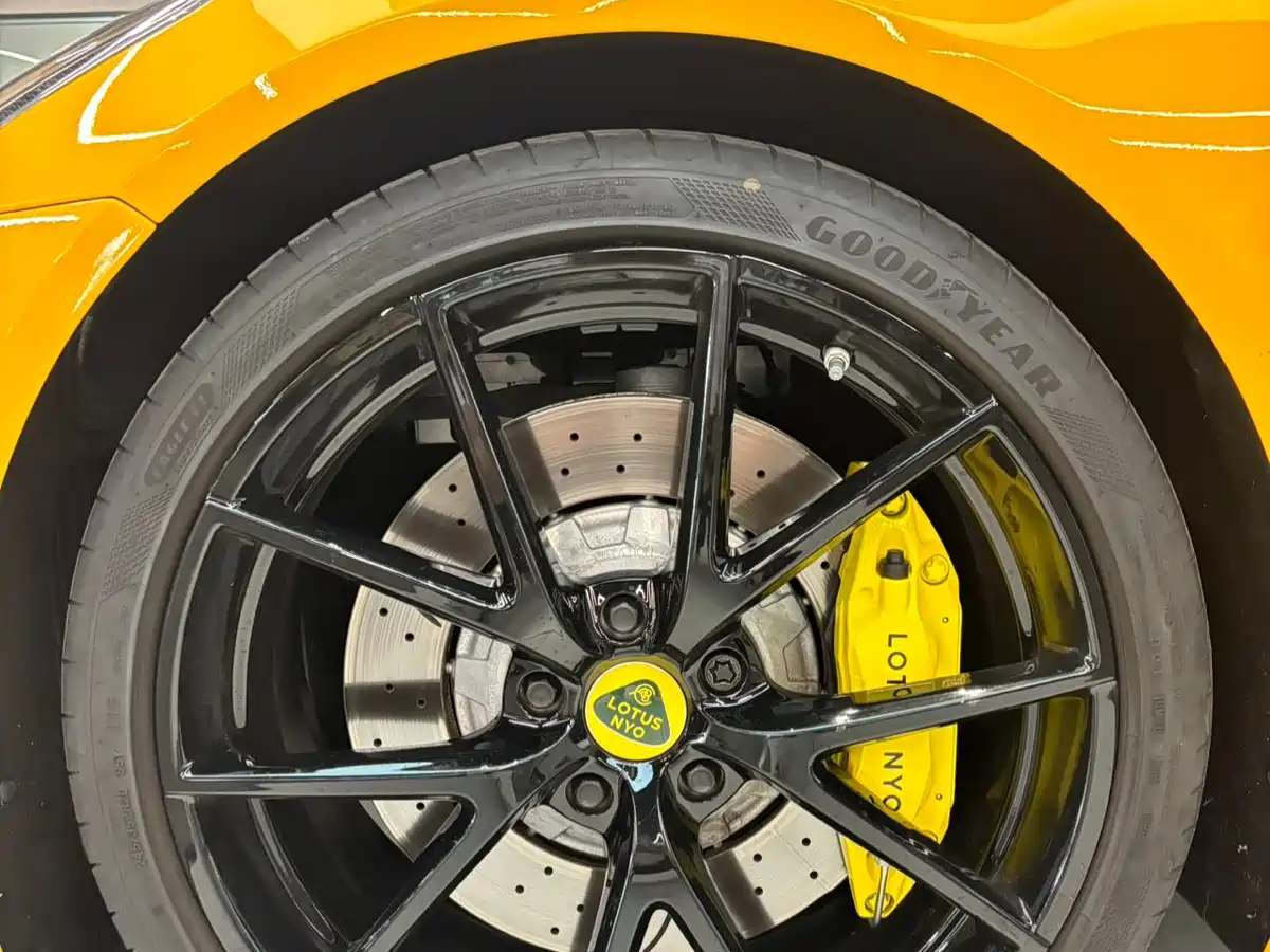 LOTUS SPORTS CAR EMIRA