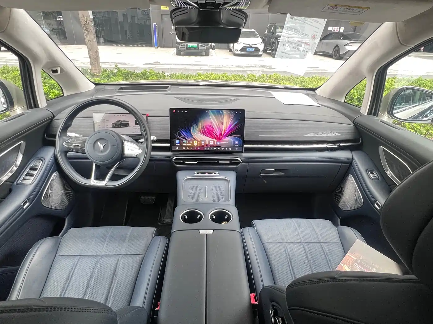 Voyah Auto Voyah Dreamer 2025 Model PHEV Basic Version фото 13
