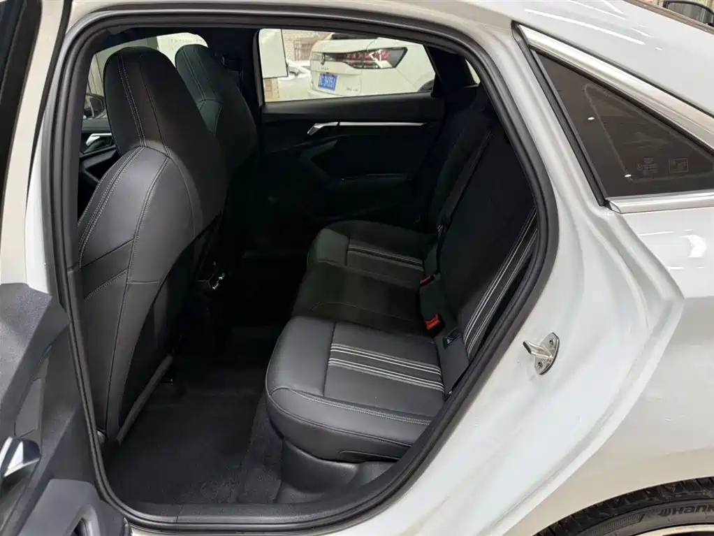 Audi A3 2023 Facelift A3L Limousine 35 TFSI Fashion Sport фото 12