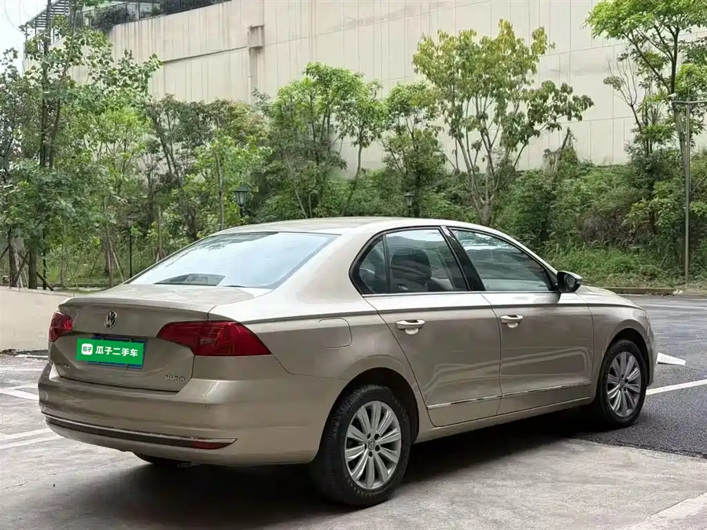 Volkswagen Bora 2017 1.6L Manual Comfort Edition фото 7