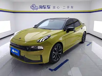 Lynk & Co 03