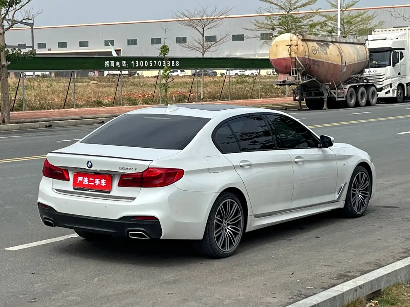 BMW 5 Series 2019 530Li Leading M Sport Package фото 9