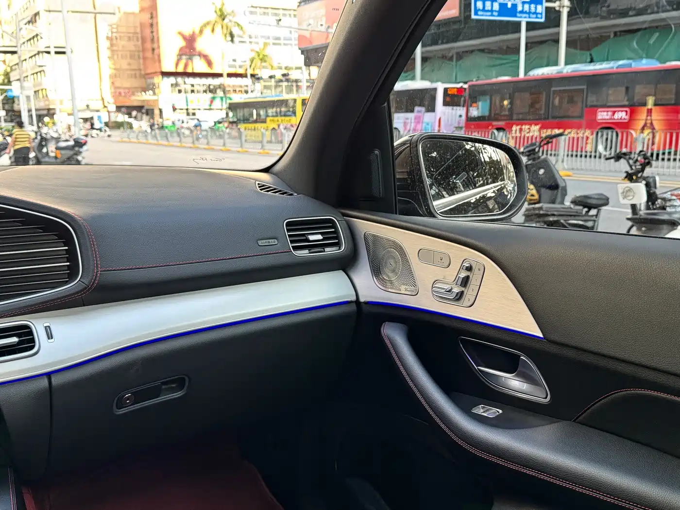 MERCEDES-BENZ GLE AMG