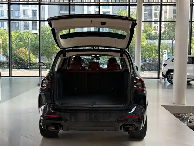 BMW X3 2023 xDrive30i Leading M Night Package — фото 3