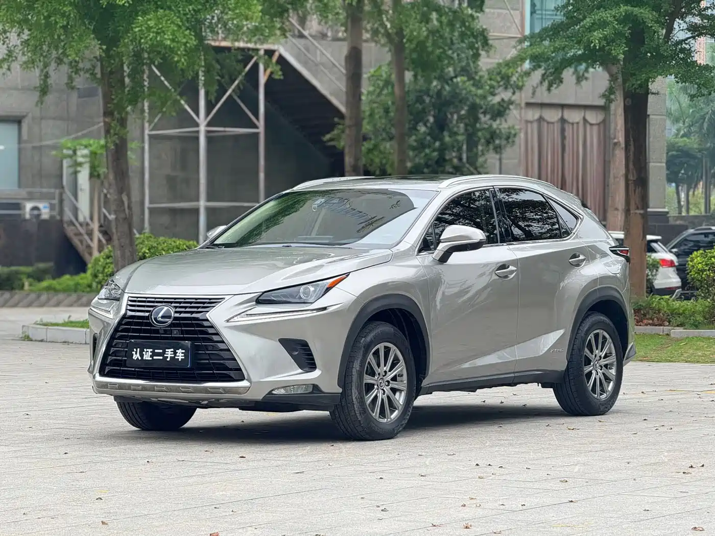 Lexus NX 2018 Model 300h FWD Fengshang Edition China V