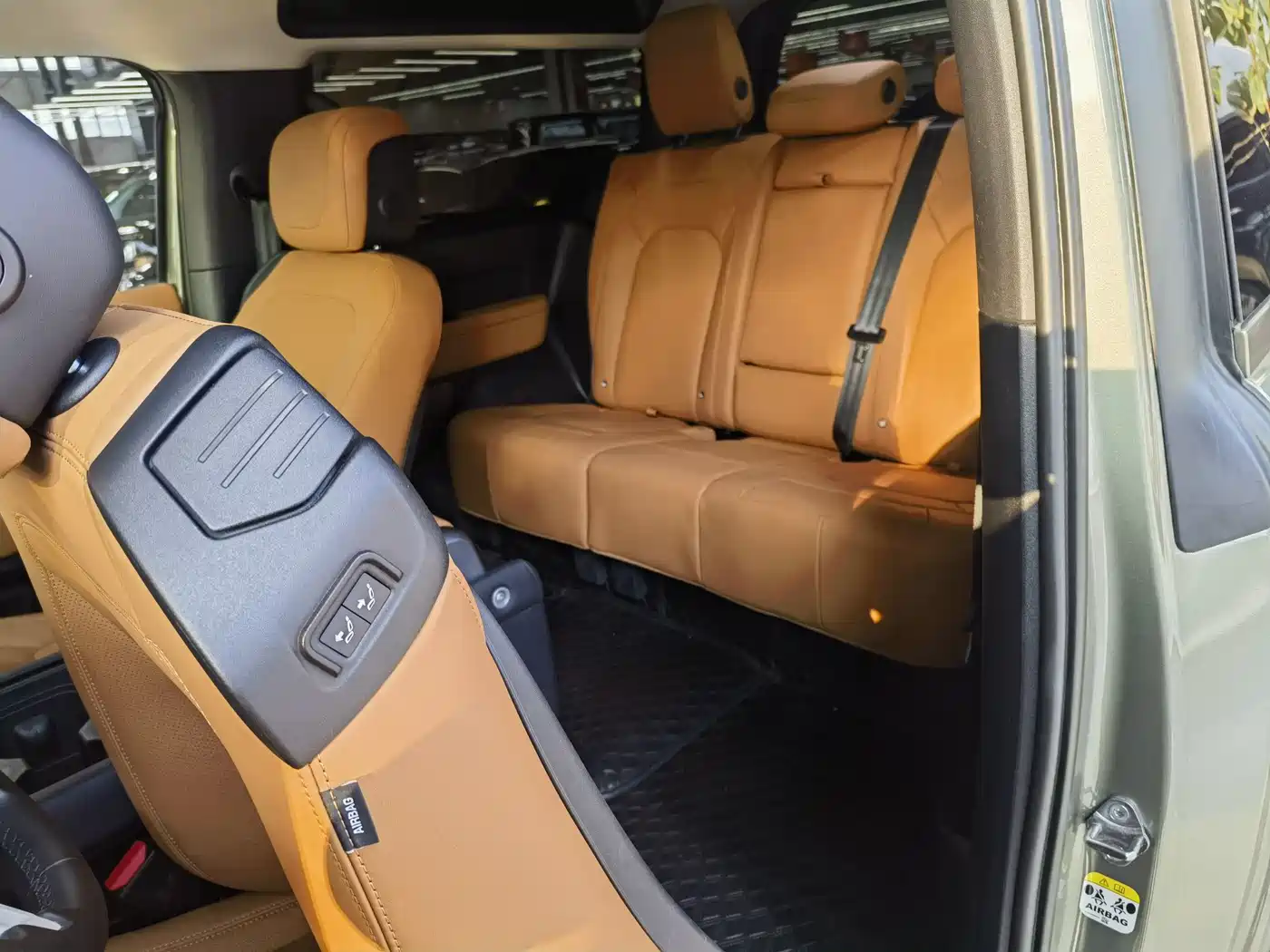 Land Rover Defender 2024 90 3.0T P400 HSE фото 12