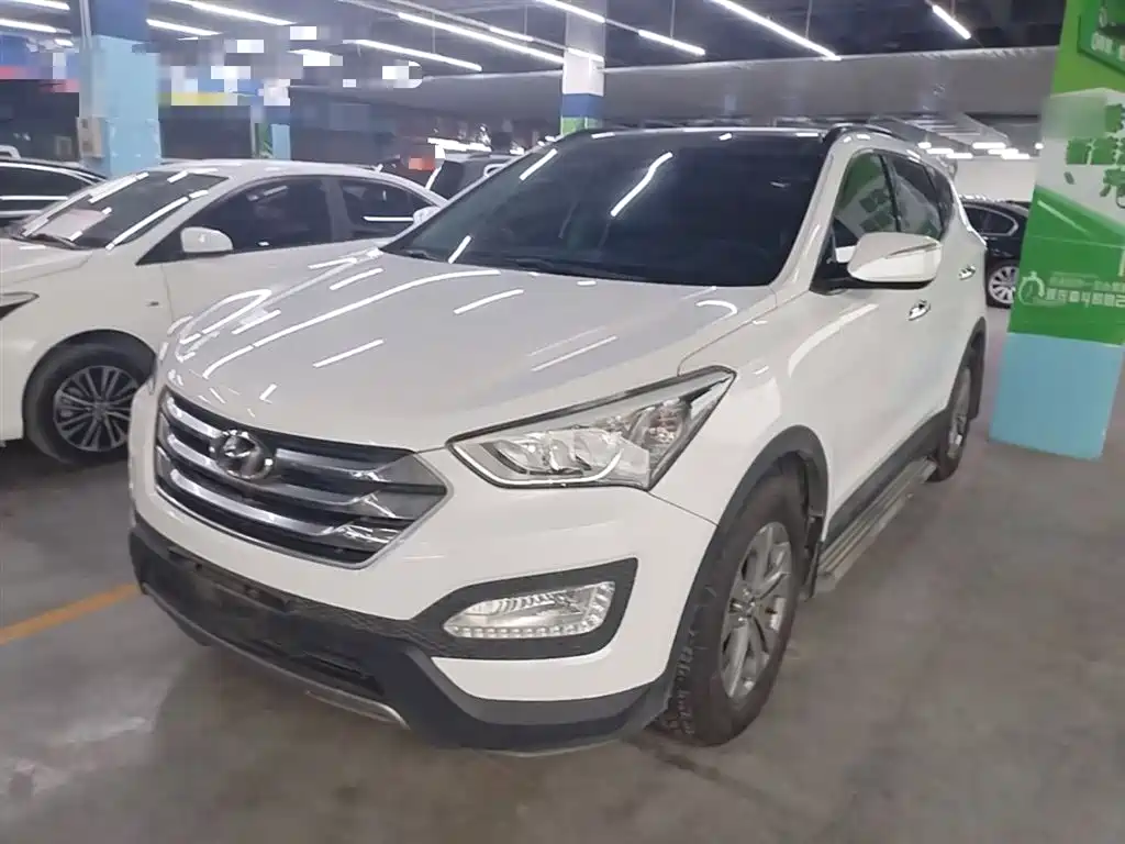 Hyundai Santa Fe 2015 2.0T Automatic 2WD Smart 5-Seater фото 2
