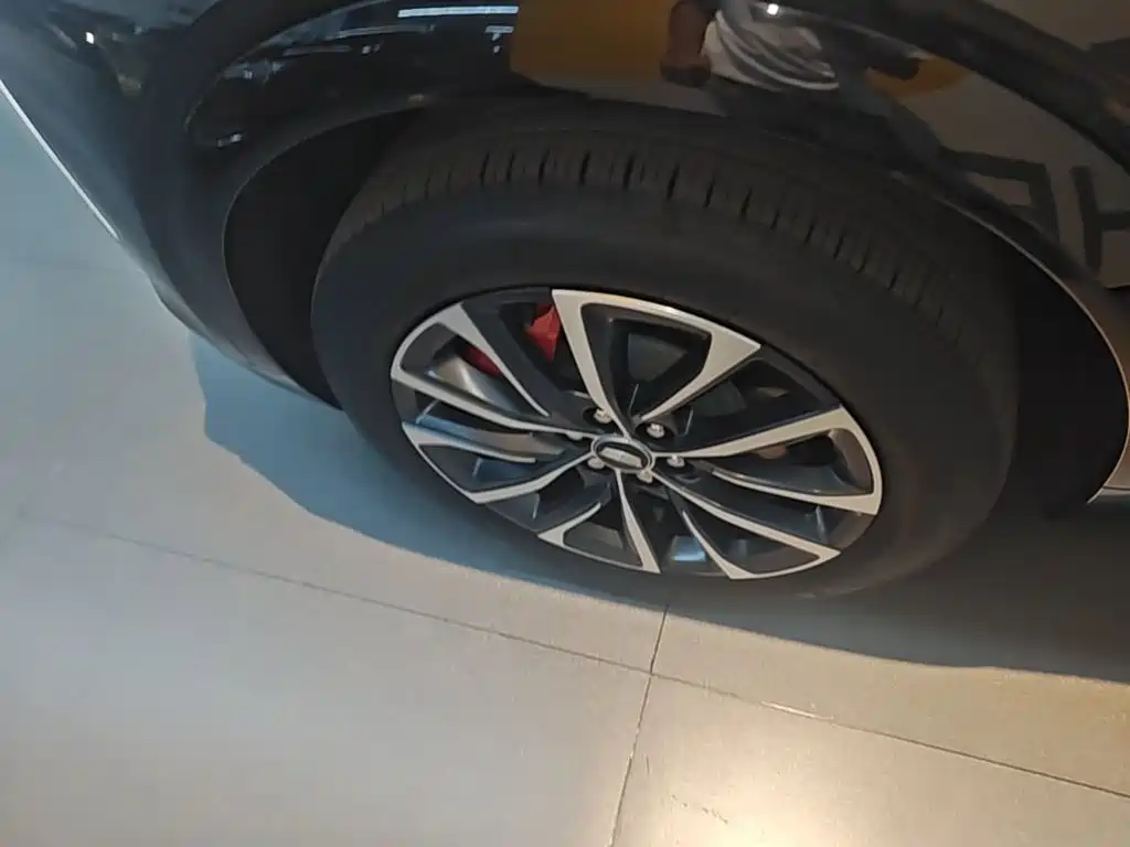 Cadillac XT5 2025 2025 2.0T Premium Model