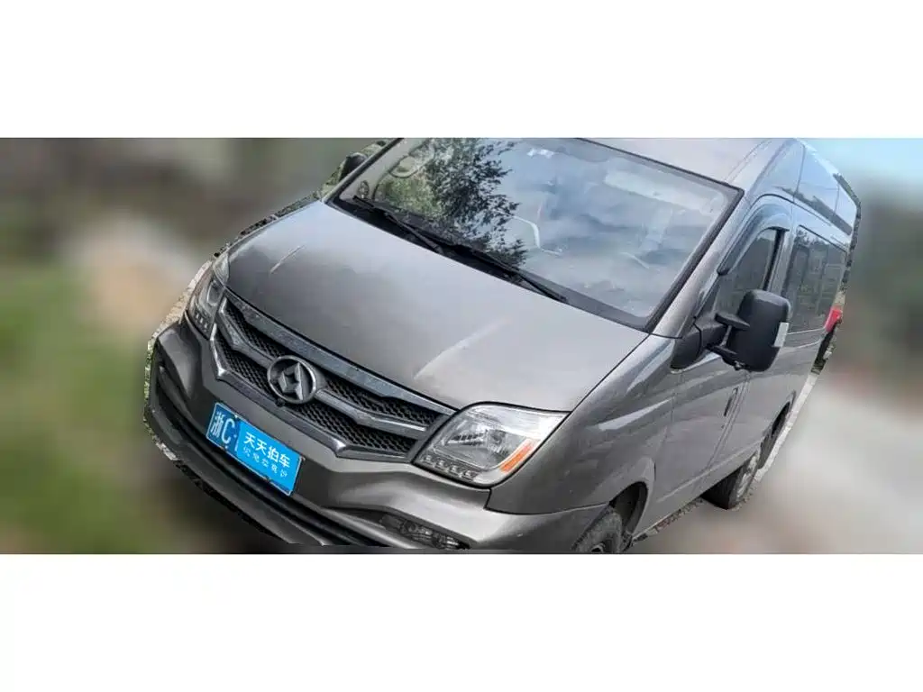 SAIC Maxus Xintu V80 2016 2016 2.5T Manual Aoyun Tong China V Short Wheelbase Medium Roof 6-seater