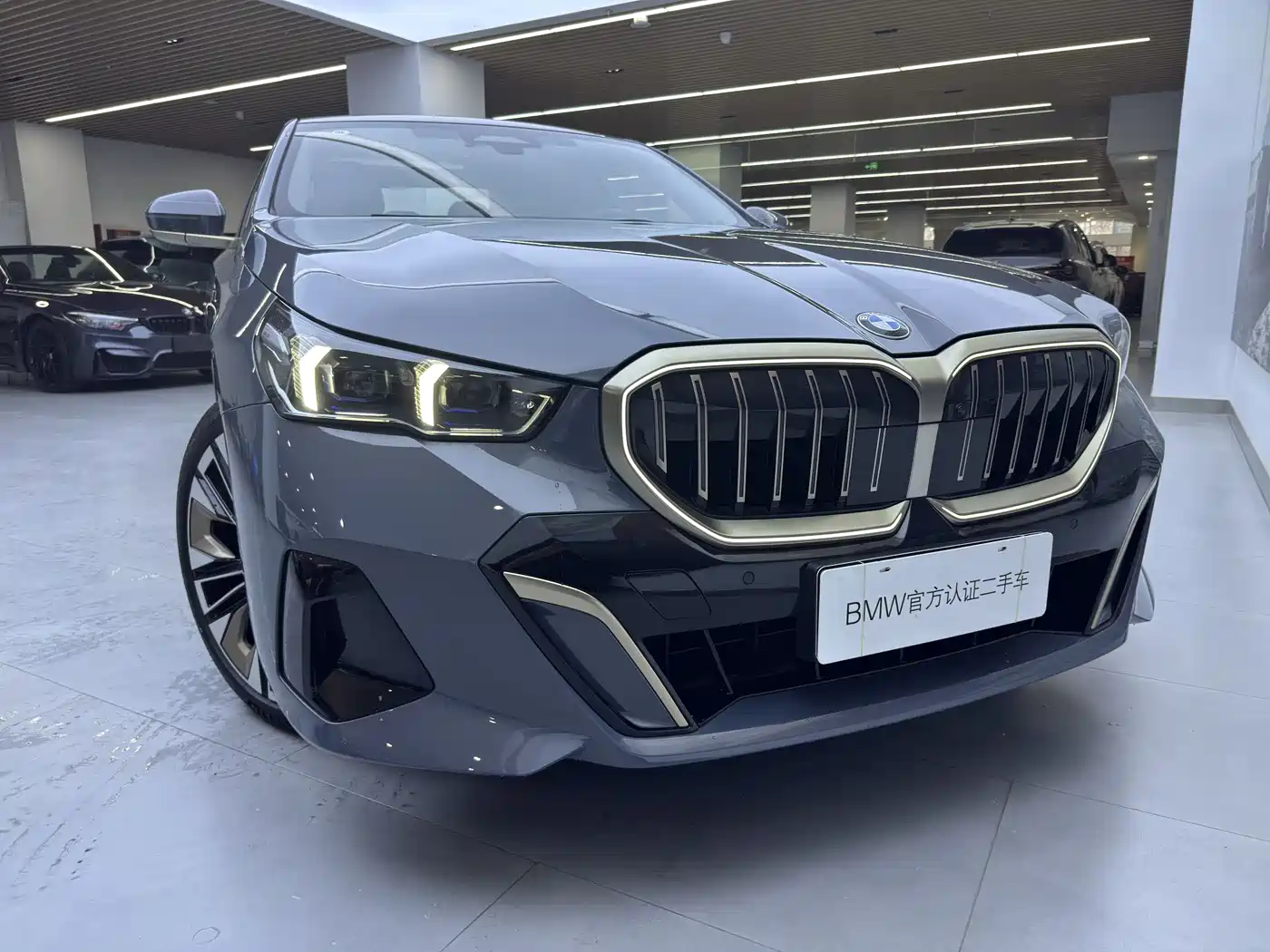 BMW 5 Series 2024 530Li Premium M Sport Package фото 7