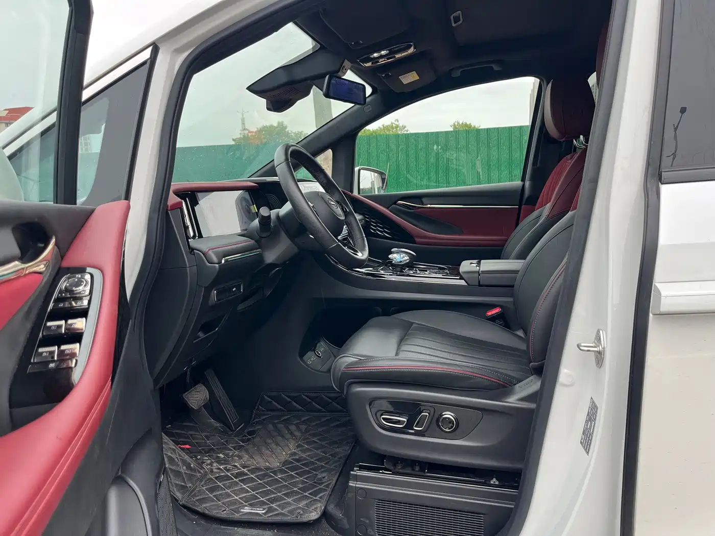 GAC Trumpchi Trumpchi M8 2024 Model Grandmaster Series 400T Pioneer Edition фото 8