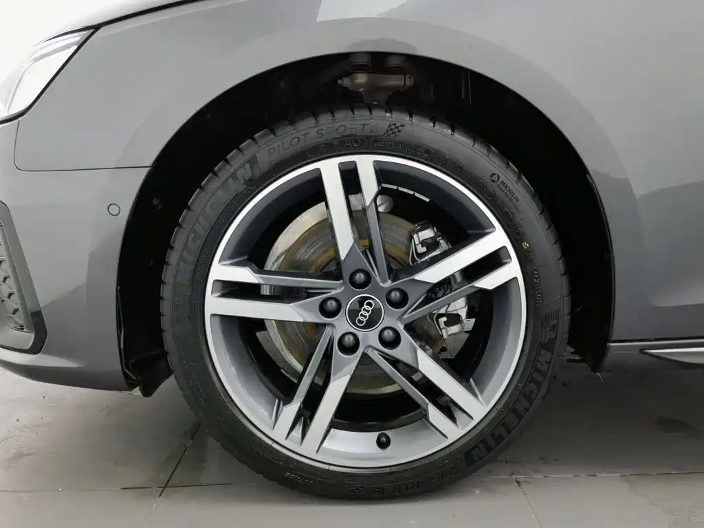 Audi A4L, миниатюра 17