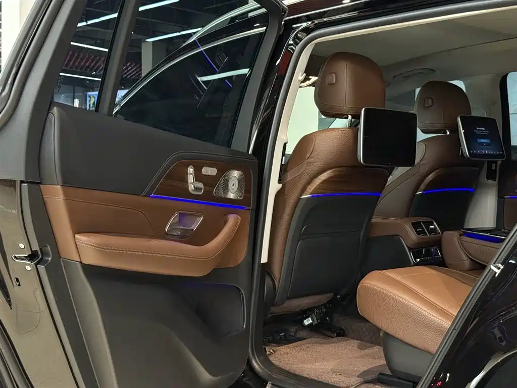 MERCEDES-BENZ GLS