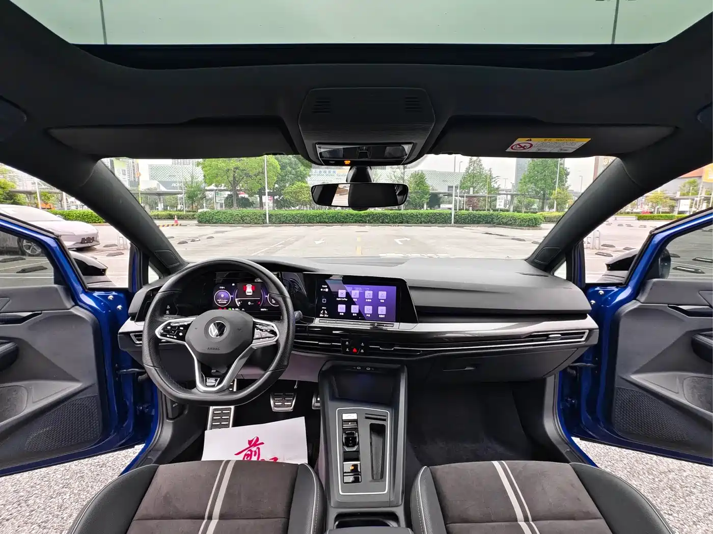 Volkswagen Golf 2023 Facelift 280TSI DSG R-Line фото 15