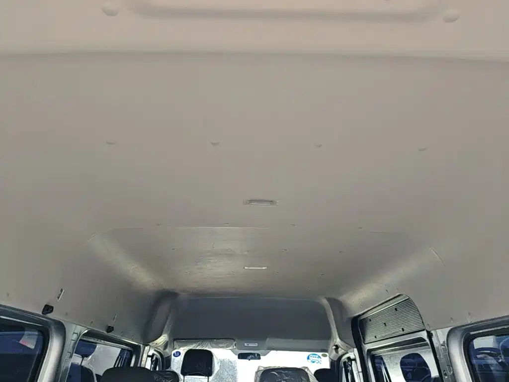 Foton Tuyano 2026 2024 Tuya Pro Multi-Purpose 2.0T Manual RWD Long Wheelbase Medium Roof Rear Single Tire 5/6/7/9-Seater