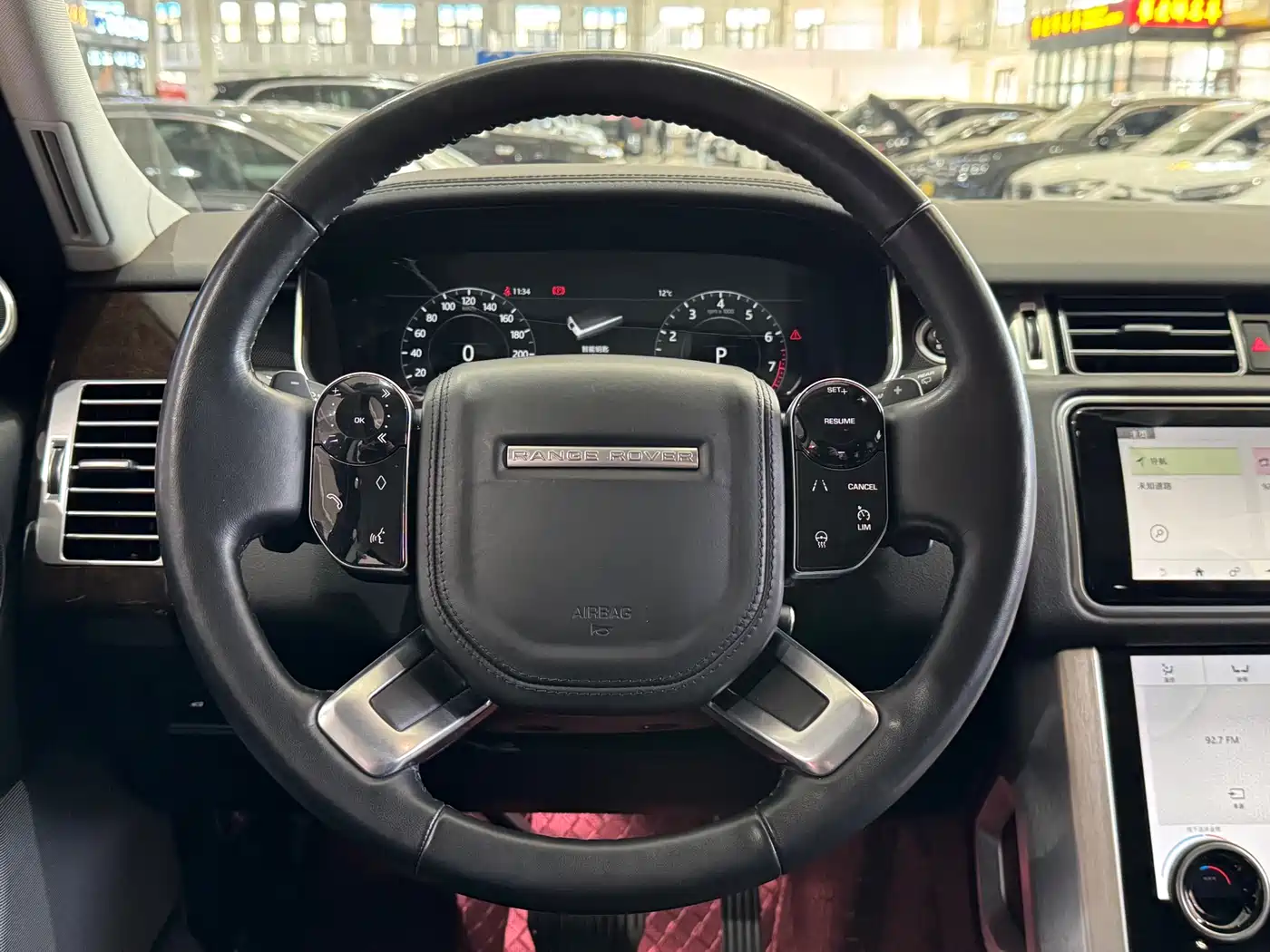 Land Rover Range Rover 2021 3.0 L6 Golden Age Edition фото 19