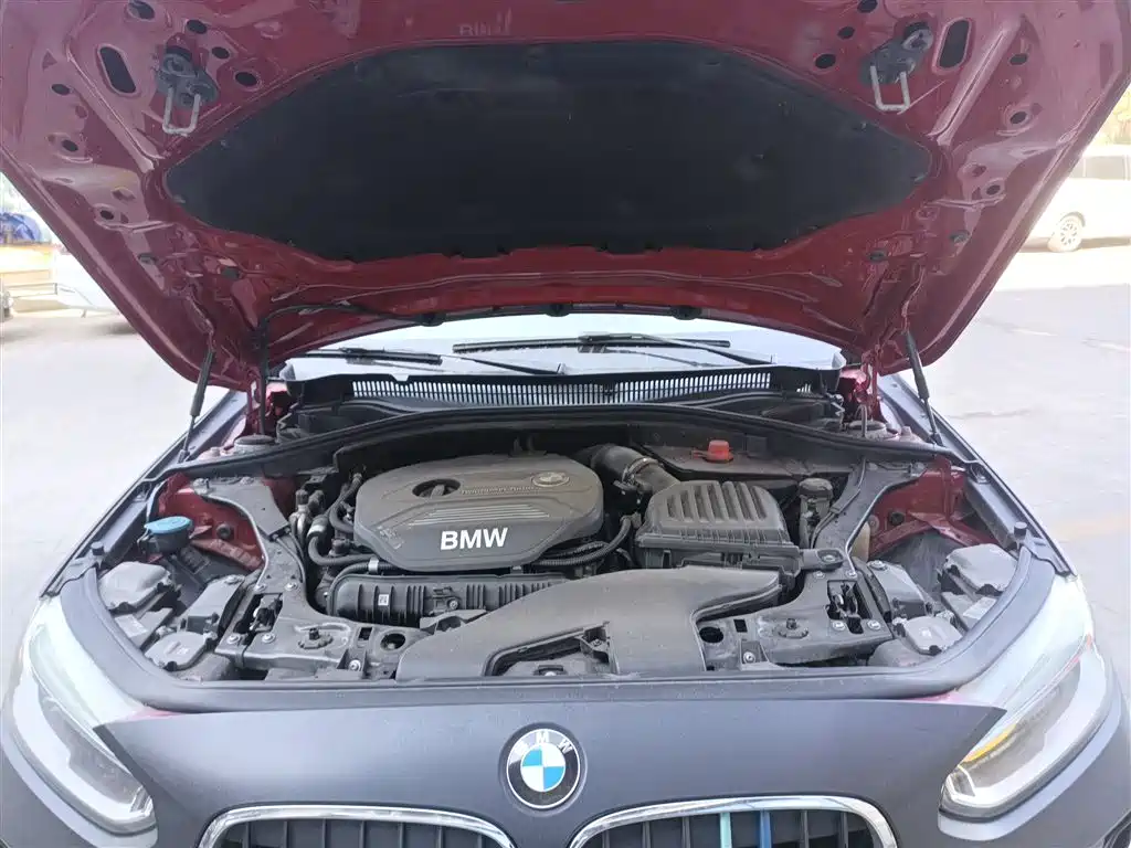 BMW 1 Series 2019 120i Leading M Sport Package фото 10