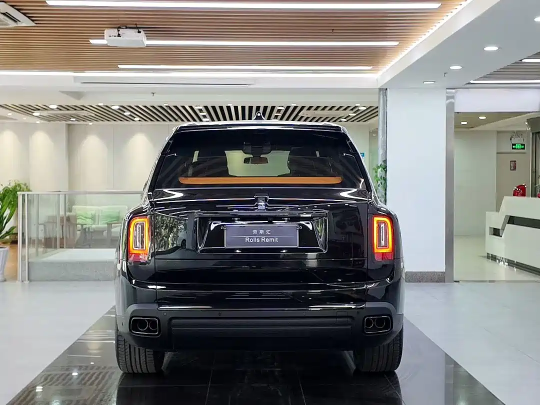 Rolls-Royce Cullinan 2024 2024 4-Seater