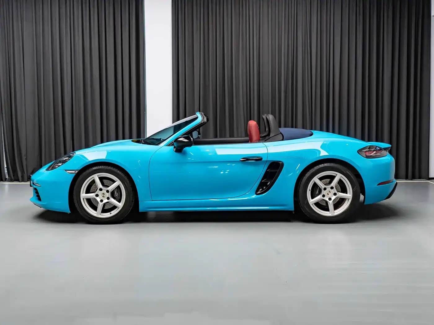 Porsche 718 2016 Boxster 2.0T фото 3