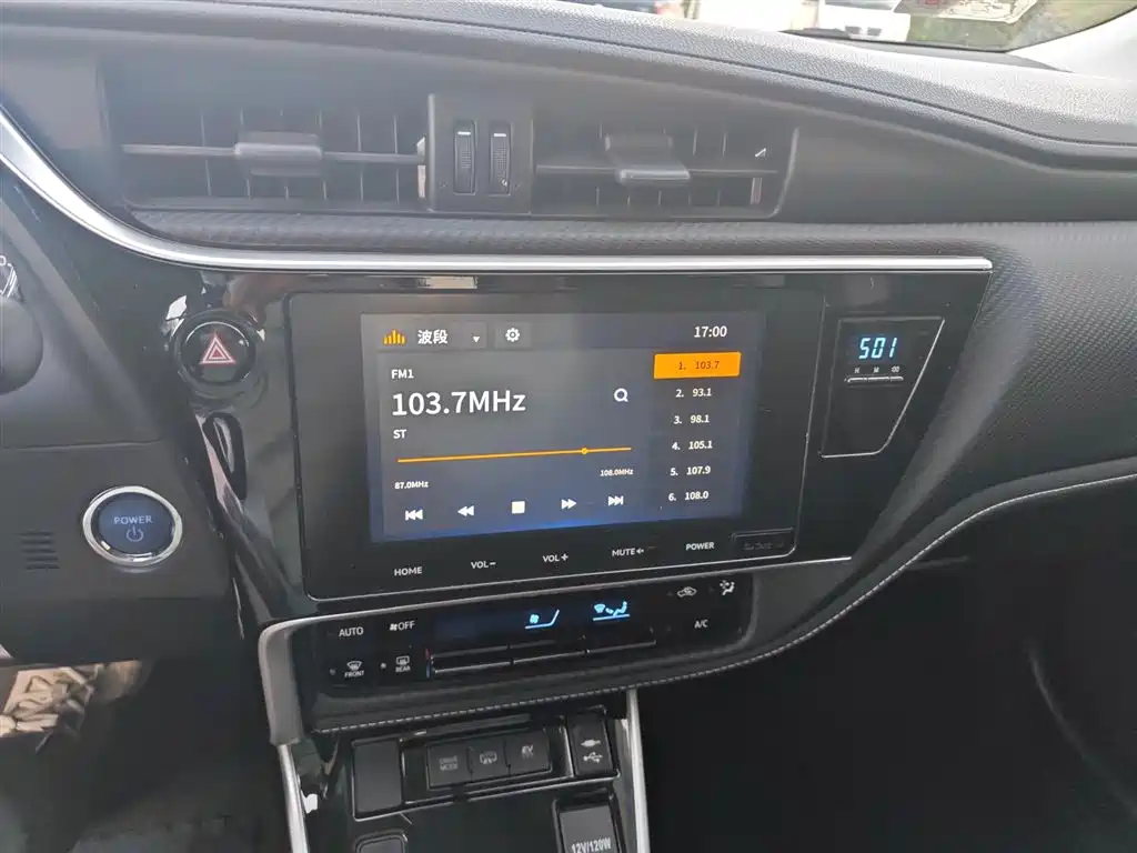 Toyota Levin Twin Engine E+ 2019 1.8PH GS E-CVT Elite Sunroof Edition фото 10