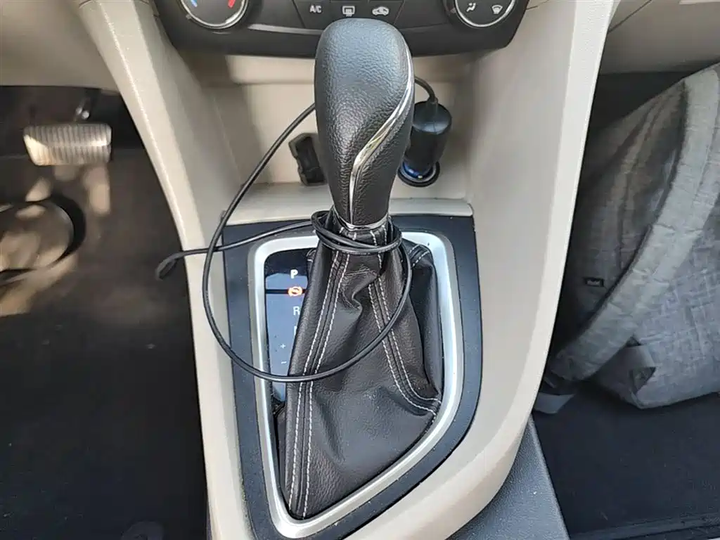 Buick Excelle 2017 15N Automatic Elite фото 14