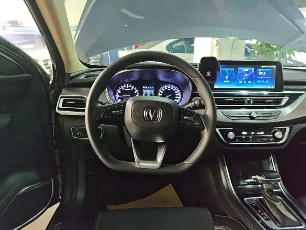 Changan Ruicheng CC 2021 2021 Blue Whale Edition 1.5T DCT Luxury