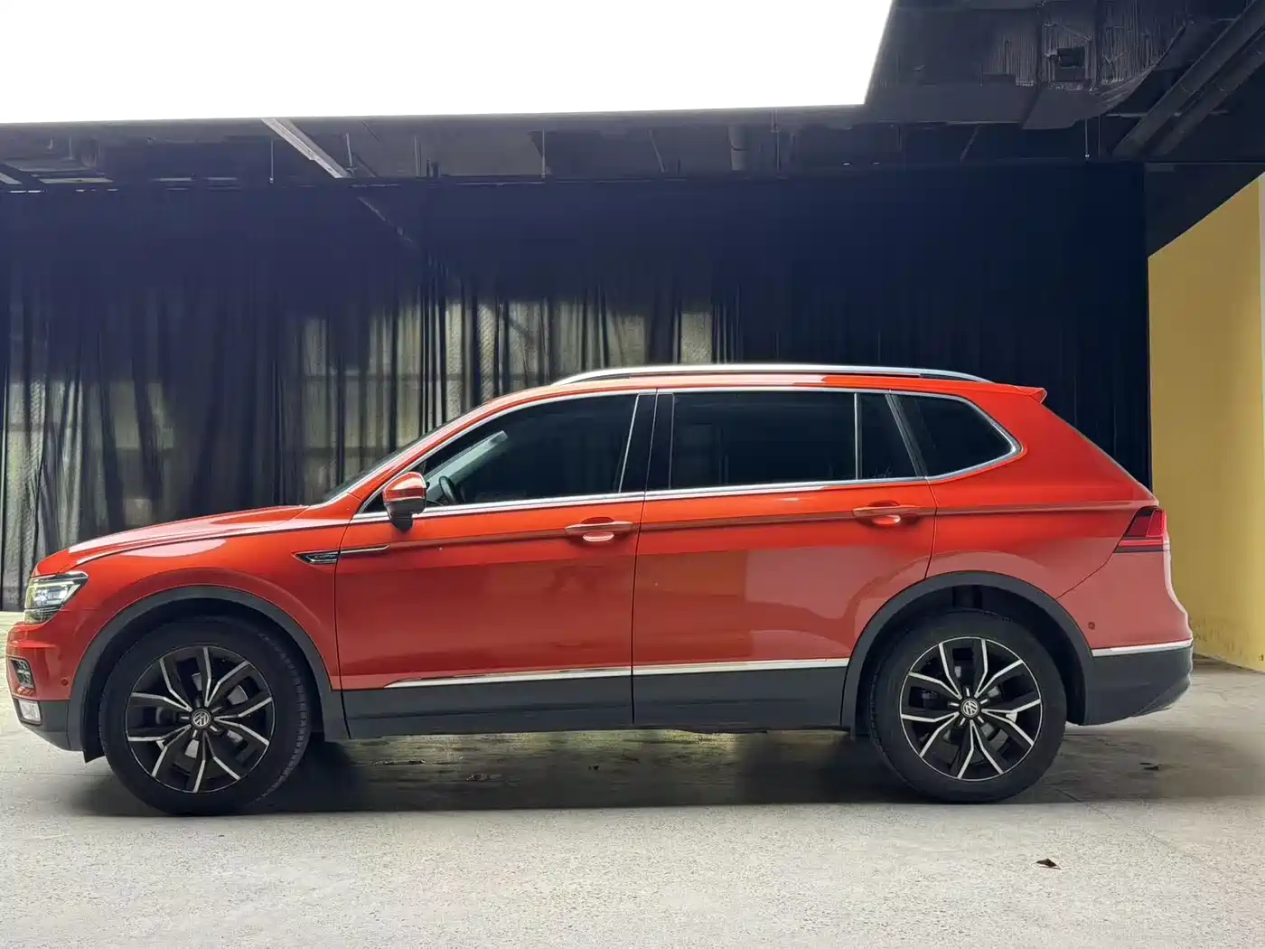 Volkswagen Tiguan L 2017 380TSI Automatic 4WD Ultimate Flagship Edition фото 4